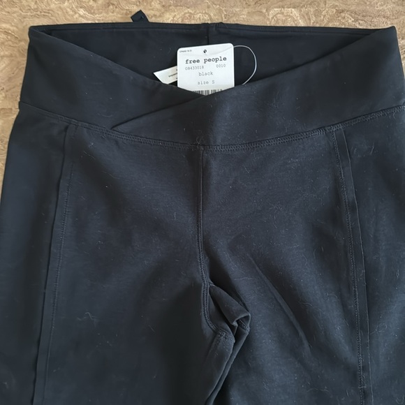 free people Turnout Tie Up Capri size Small - Picture 4 of 4